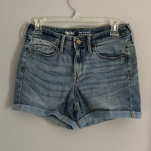 mossimo light wash jean shorts